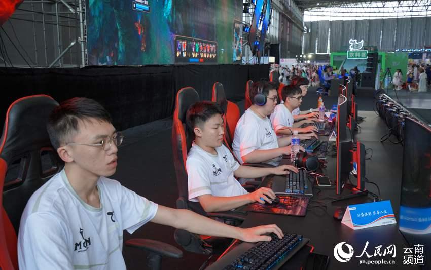 彩表现显示 彩表现显示