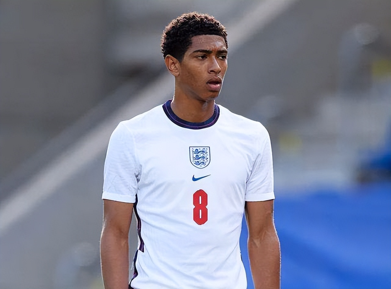 反击打成 反击打成